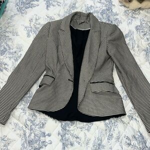 White House black market size 00 houndstooth professional blazer